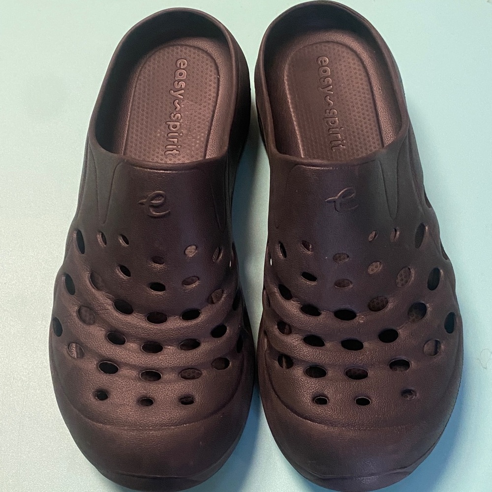 Easy Spirit Charcoal Black Ventilated Slip-On Clogs 10 Unisex Summer